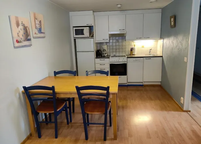 アパート Marent サロ